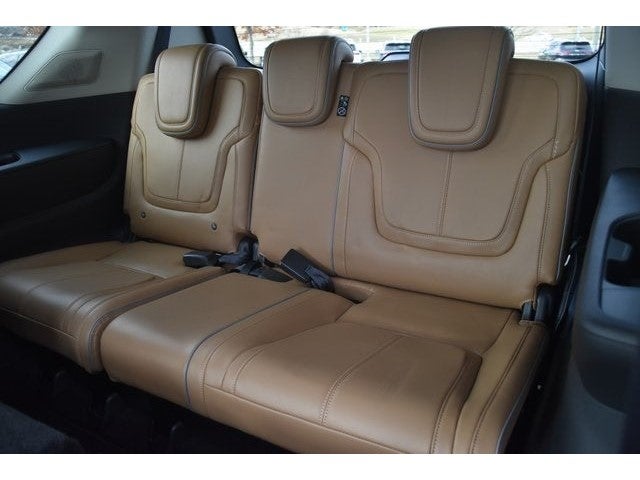 2025 INFINITI QX80 Sensory 4WD