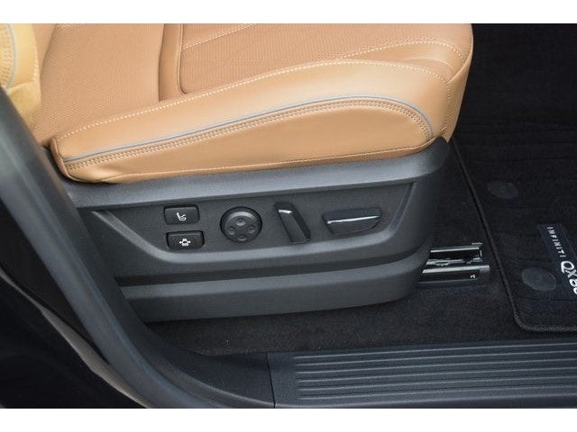 2025 INFINITI QX80 Sensory 4WD