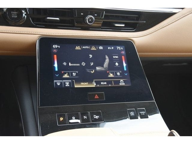 2025 INFINITI QX80 Sensory 4WD