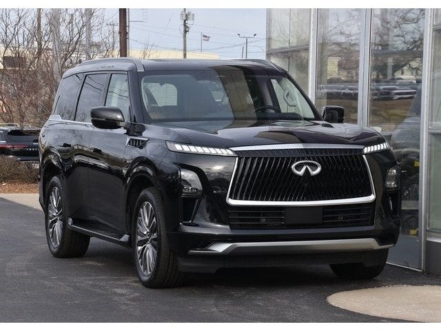 2025 INFINITI QX80 Sensory 4WD