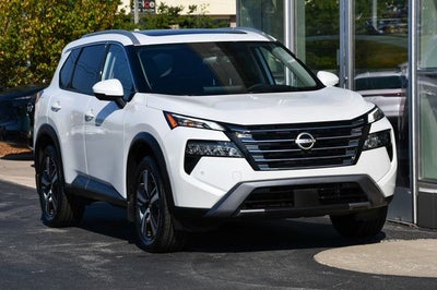 2025 Nissan Rogue SL