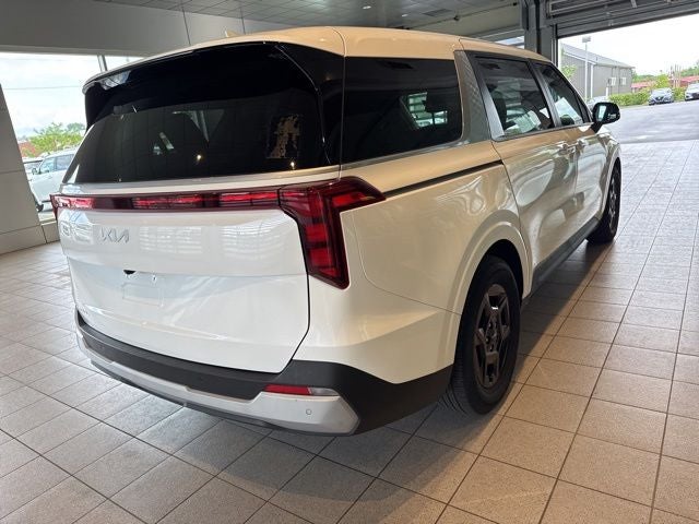 2025 Kia Carnival LXS