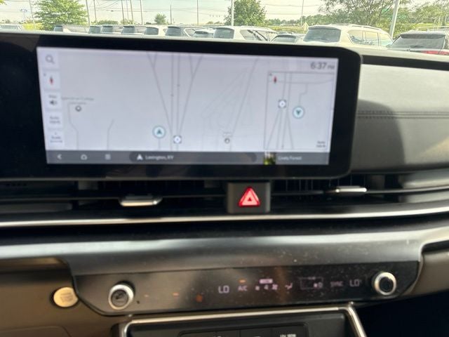 2025 Kia Carnival LXS
