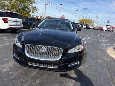 2013 Jaguar XJ Base
