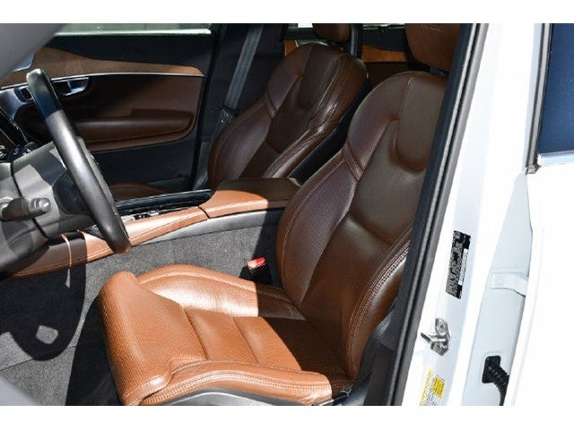2020 Volvo XC90 T6 Inscription